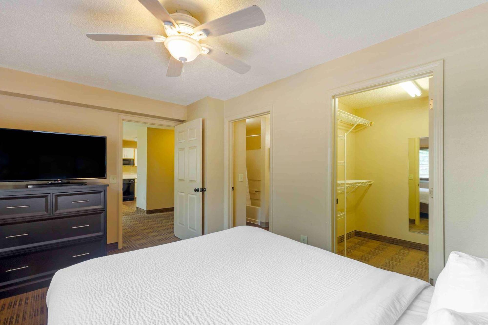 Extended Stay America Suites - Dallas - Plano Parkway Bagian luar foto